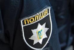 В Киеве пьяный мужчина напал на патрульную