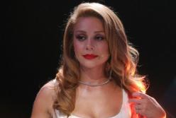 Тина Кароль снялась в откровенном платье (фото)