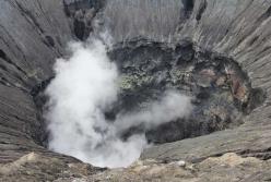 Ученые обнаружили гигантскую воронку в земле