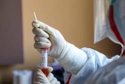 В Киеве на коронавирус проверили десятки людей