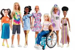 Без волос и с протезами: в продаже появятся новые Барби