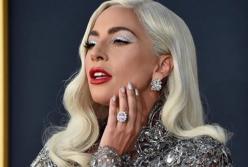 Леди Гага снялась без бюстгальтера (фото)