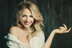 Королева бензоколонки: Леся Никитюк показала стройную фигуру в купальнике (фото)