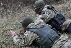 Сутки на Донбассе: ранены четверо украинских военных 