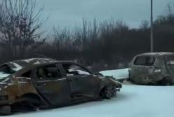 Мінус 2 тисячі вікон у 10 багатоповерхівках у Дніпрі, й не лише: шахед розбив АЗС, купа згорілих авто (відео)