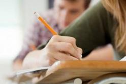 В МОН подсчитали, сколько учеников сдали ВНО-2021 на 200