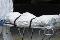 В Харькове мужчина покончил с собой, задушив себя жгутом в автомобиле