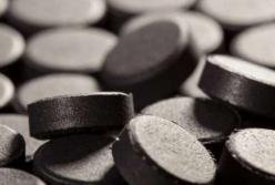 Врачи рассказали, чем полезен активированный уголь