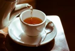 Медики рассказали о вреде употребления утреннего чая на пустой желудок