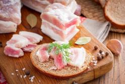 Медики рассказали о пользе употребления сала