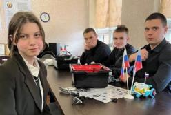 У Криму агітують школярів не здобувати вищу освіту, дівчат закликають швидше виходити заміж