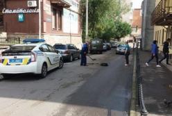 Здание Ровенского горсуда облили фекалиями