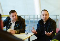 "Нас никто не спросил": министр молодежи Гутцайт и волейболисты-чемпионы три часа обсуждали проблемы