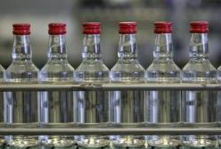 В Кабмине разработали план борьбы с нелегальным алкоголем