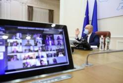 Кабмин повысил зарплаты бюджетникам в 2021 году на 30%