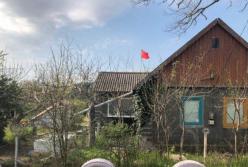 В Одесской области мужчина вывесил флаг СССР