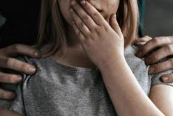 В Одессе мужчина изнасиловал падчерицу