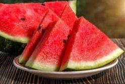 Диетолог предупредила об опасности арбузов: кому стоит отказаться