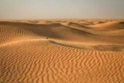 Ученые разгадали тайну египетского стекла из пустыни