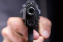 В Кировоградской области мужчина угрожал полицейским пистолетом