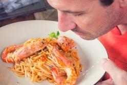 Ученые назвали продукты, усиливающие потенцию