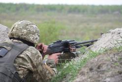 Сутки в ООС: боевики 12 раз обстреляли украинские позиции, есть раненые