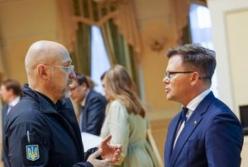Німецький міністр довкілля обговорив «зелені» проєкти та відвідав Чорнобиль і Карпати