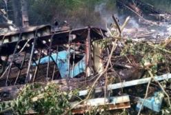 В Украине разбился самолет: первые фото с места ЧП