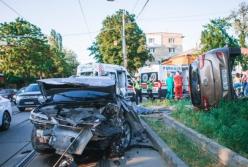 В Днепре столкнулись два внедорожника, есть погибший (фото)