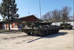 Львовский завод передал ВСУ партию танков Т-64