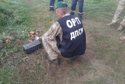 Возле базы отдыха в Кирилловке обнаружили взрывчатку и боеприпасы