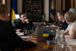 Україна відкриє архіви щодо Волинської трагедії та дозволить ексгумації в Польщі