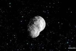 К Земле летит астероид размером с пирамиду Хеопса