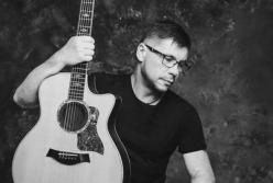 Помер співзасновник гурту Dzidzio Олег "Лесик" Турко: що про нього розповідав Скрябін (відео)