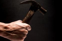 Школьница с любовником убила мать молотком