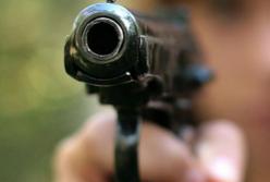 В Днепре заключенный застрелил солдата из пистолета, который ему передали в СИЗО