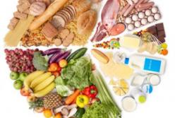 Медики назвали продукты, помогающие при пневмонии