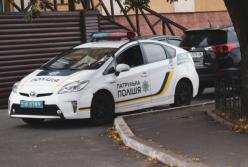 В Киеве, выбросившись из окна, погиб молодой парень