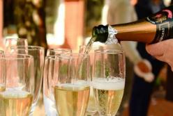 Медики назвали допустимую дозу алкоголя на праздники