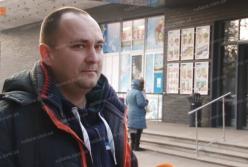 В Кривом Роге мужчина вернул 10 тысяч долларов, найденные в магазине