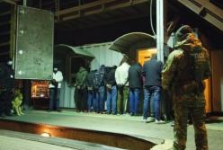 Пограничники задержали группу нелегальных мигрантов в Черноморском порту