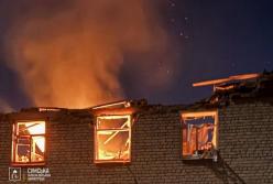 Окупанти двічі вдарили БПЛА по училищу в Сумах: відео наслідків
