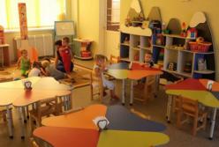 В детсадах и школах Киева детям будут ежедневно измерять температуру