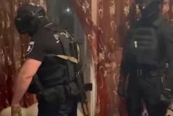 В Кременчуге мужчина обстрелял полицейских из окна многоэтажки