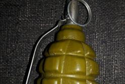 В Харькове в метро задержали мужчину с гранатой (видео)