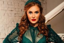 "Он преследует меня с угрозами": в квартиру к известной певице пытался вломиться поклонник (видео)