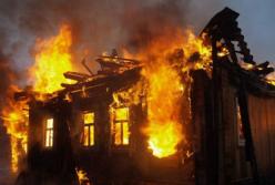 В Харькове горел дом, погибла 84-летняя женщина