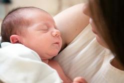 Назван идеальный возраст для рождения первенца 