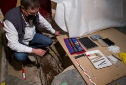 Археологов озадачил древний саркофаг девочки, найденный в дворце в Испании (фото)