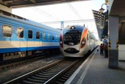 УЗ назначила поезд Интерсити из Киева в Тернополь